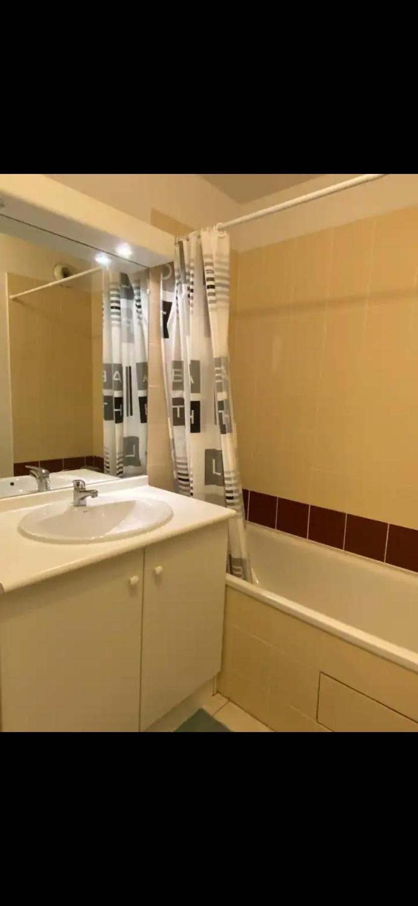 Appartement Calme Centre Ville Avec Place Parking Limoges Exterior foto